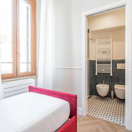 Daplace - White In Navona 4* Róma