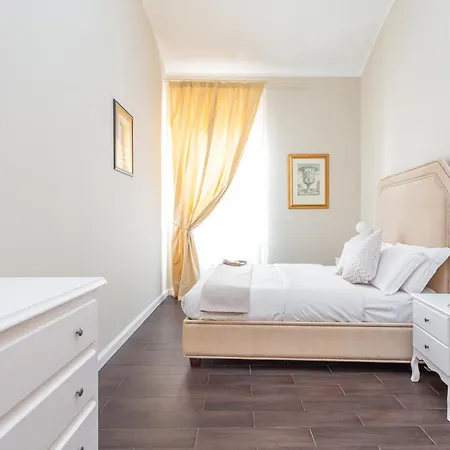 Daplace - White In Navona * 罗马