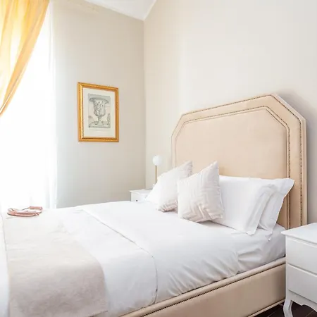 Daplace - White In Navona Guest house