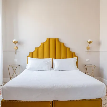 Daplace - White In Navona Guest house