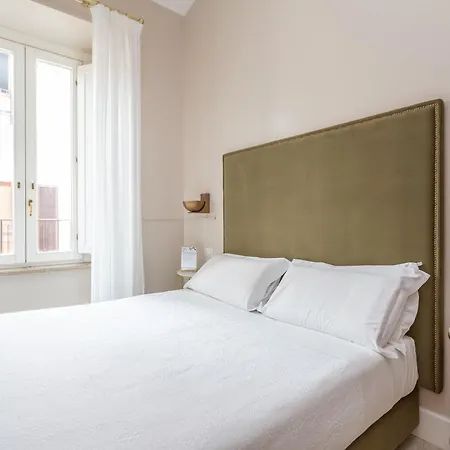 Daplace - White In Navona 로마