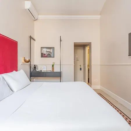 Guest house Daplace - White In Navona