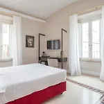 Pensión Daplace - White In Navona 4*